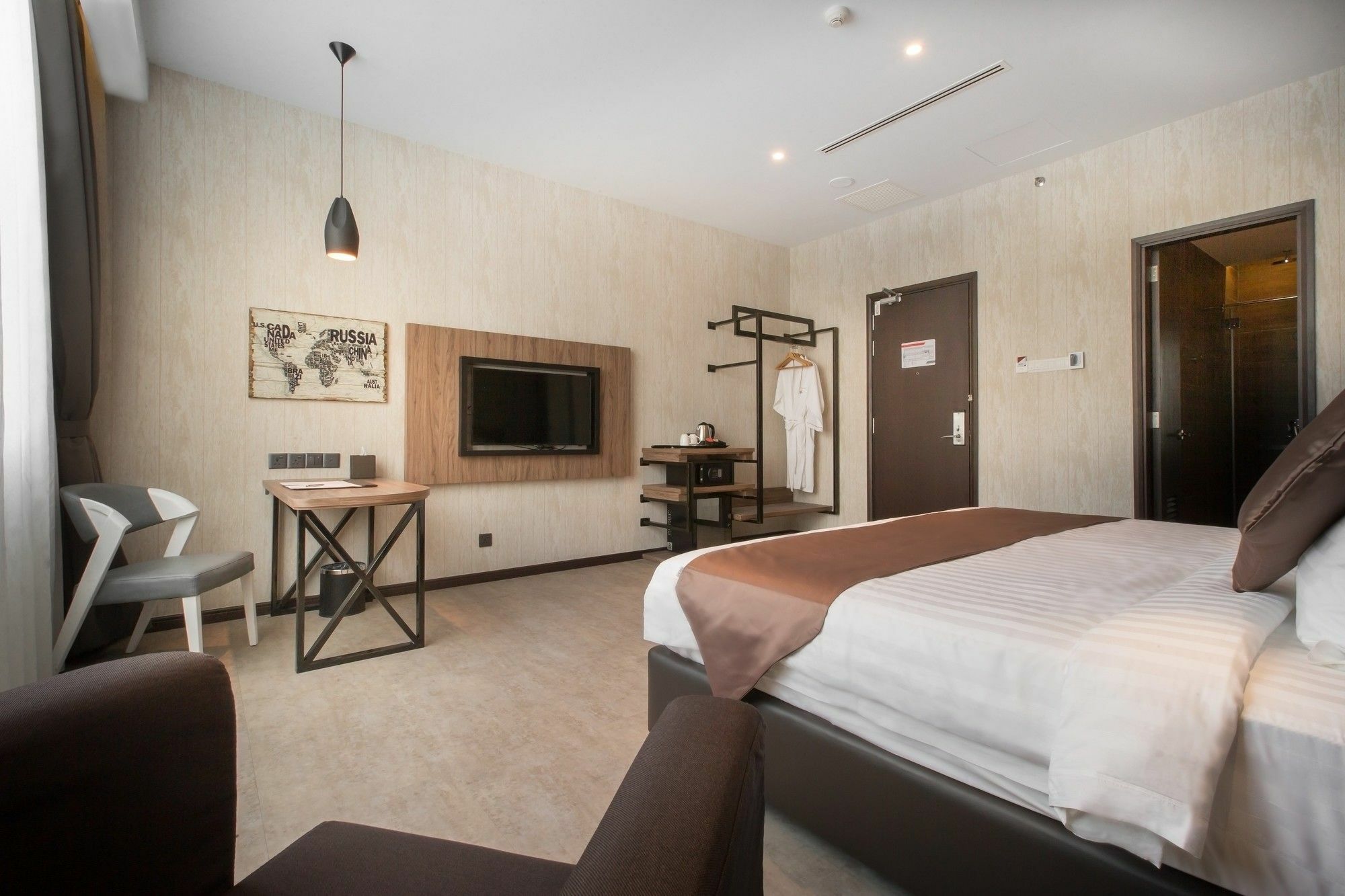 Hotel Iconic 4*